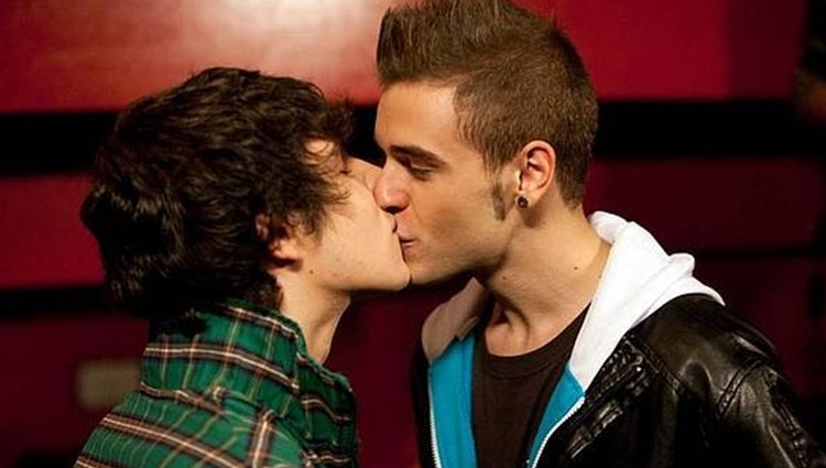 Fer y David se besan en 'Física o química' / Foto: Antena 3