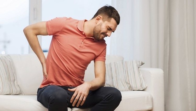 El dolor de espalda es consecuencia de la tensión acumulada