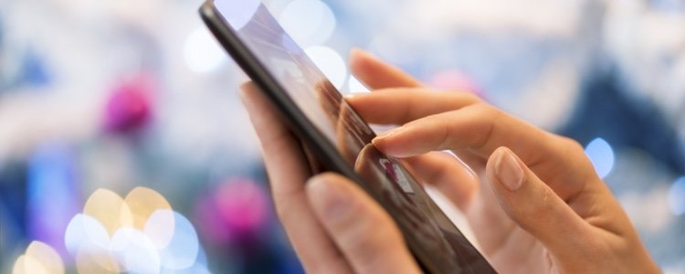 Toma nota de estos mensajes que puedes utilizar para felicitar a tus familiares estas Navidades