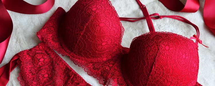 Una de las costumbres navideñas en Buenos Aires es regalar ropa interior de color rosa o rojo