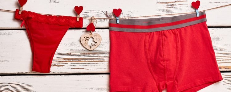 En Turquía y en España es costumbre la ropa interior de color rojo en Nochevieja