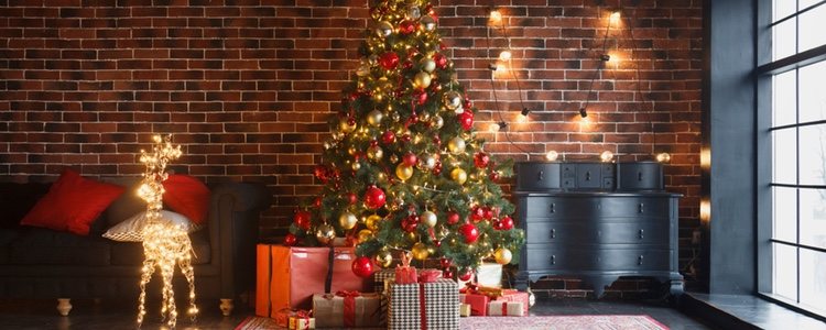 Utiliza los colores relacionados con la Navidad para decorar tu casa