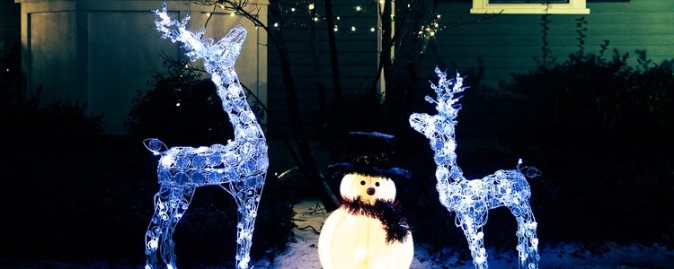 Hay muchos modelos de muñecos de nieve para darle un toque diferente a la decoración