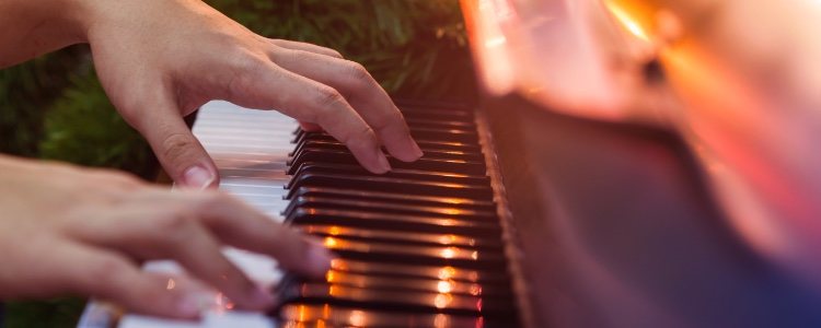 Los villancicos derivan de otras composiciones típicas de la época