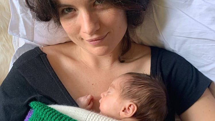 Amba Jackson con el pequeño River/Foto: Instagram