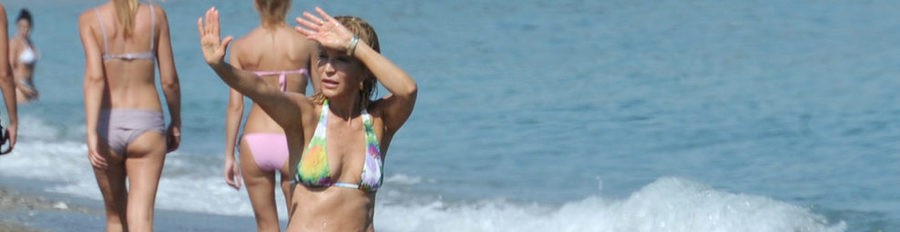 Carmen Lomana, una diva en las playas de Marbella