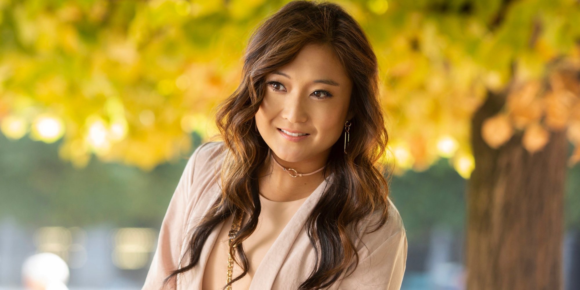Ashley Park ('Emily in Paris') habla de su diagnóstico de cáncer cuando tenía 15 años