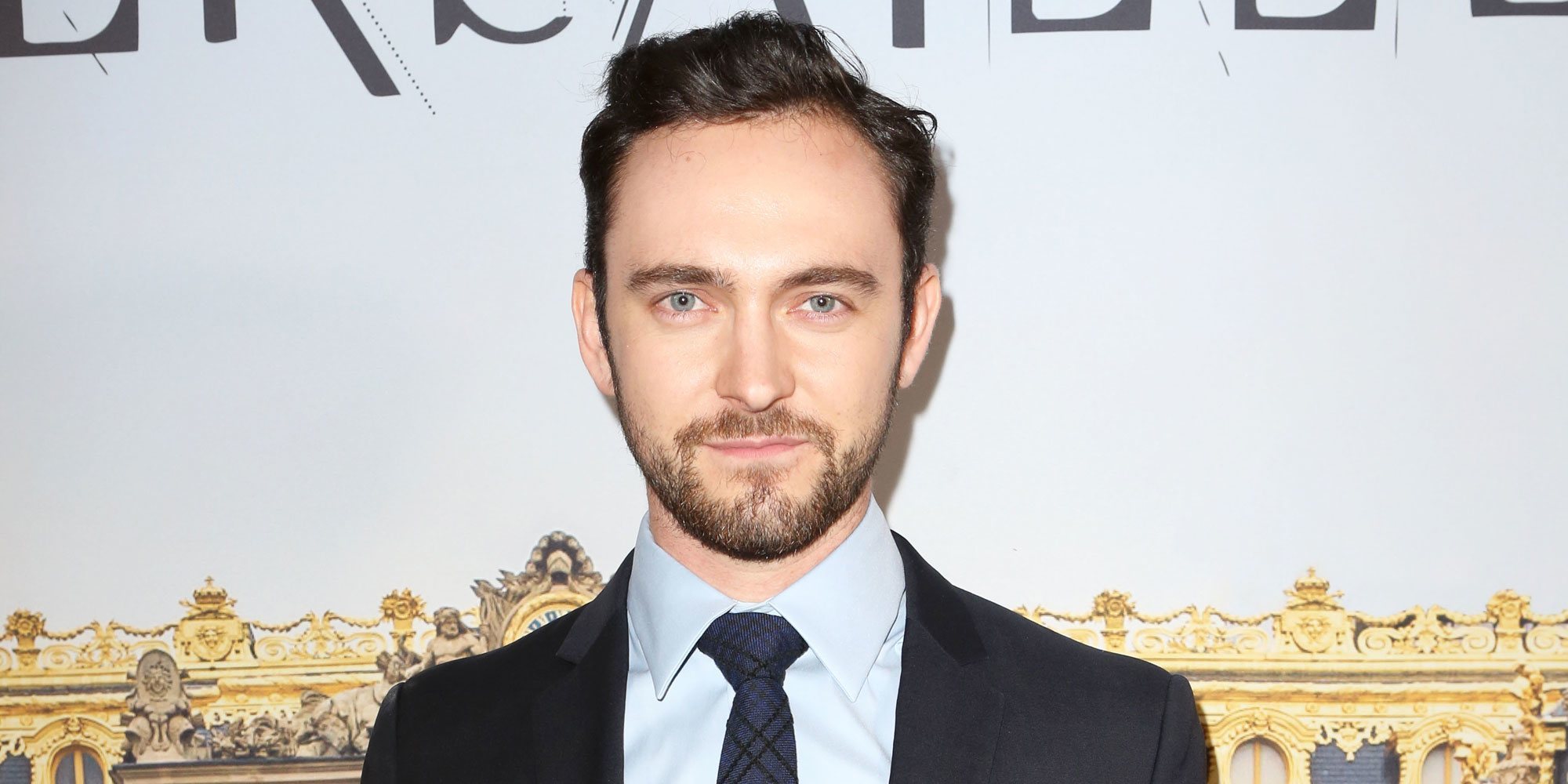 George Blagden, de 'Vikingos' y 'Versailles', presenta a su hijo Arlo