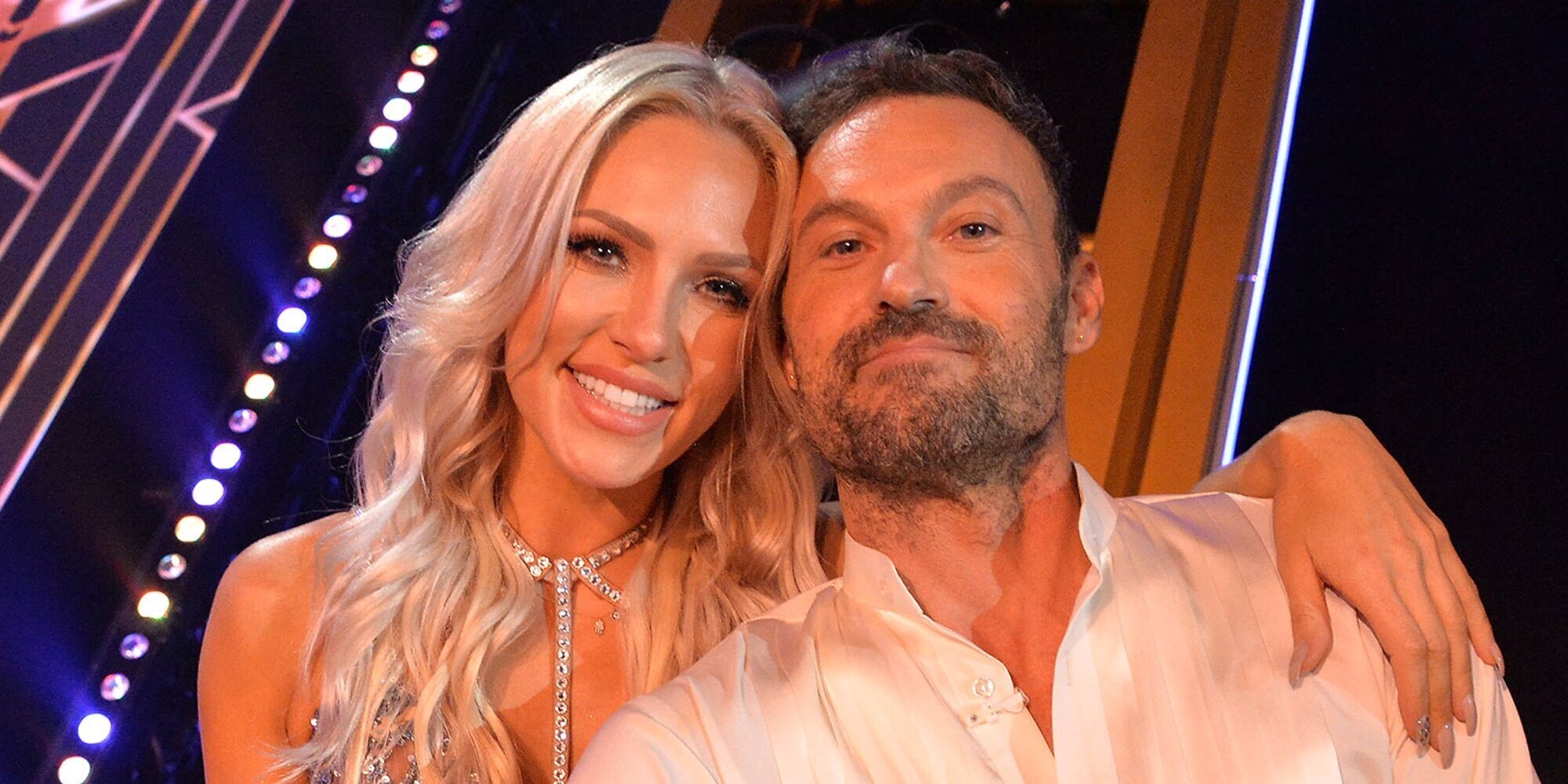 Brian Austin Green celebra su primer aniversario con su novia, Sharna Burgess