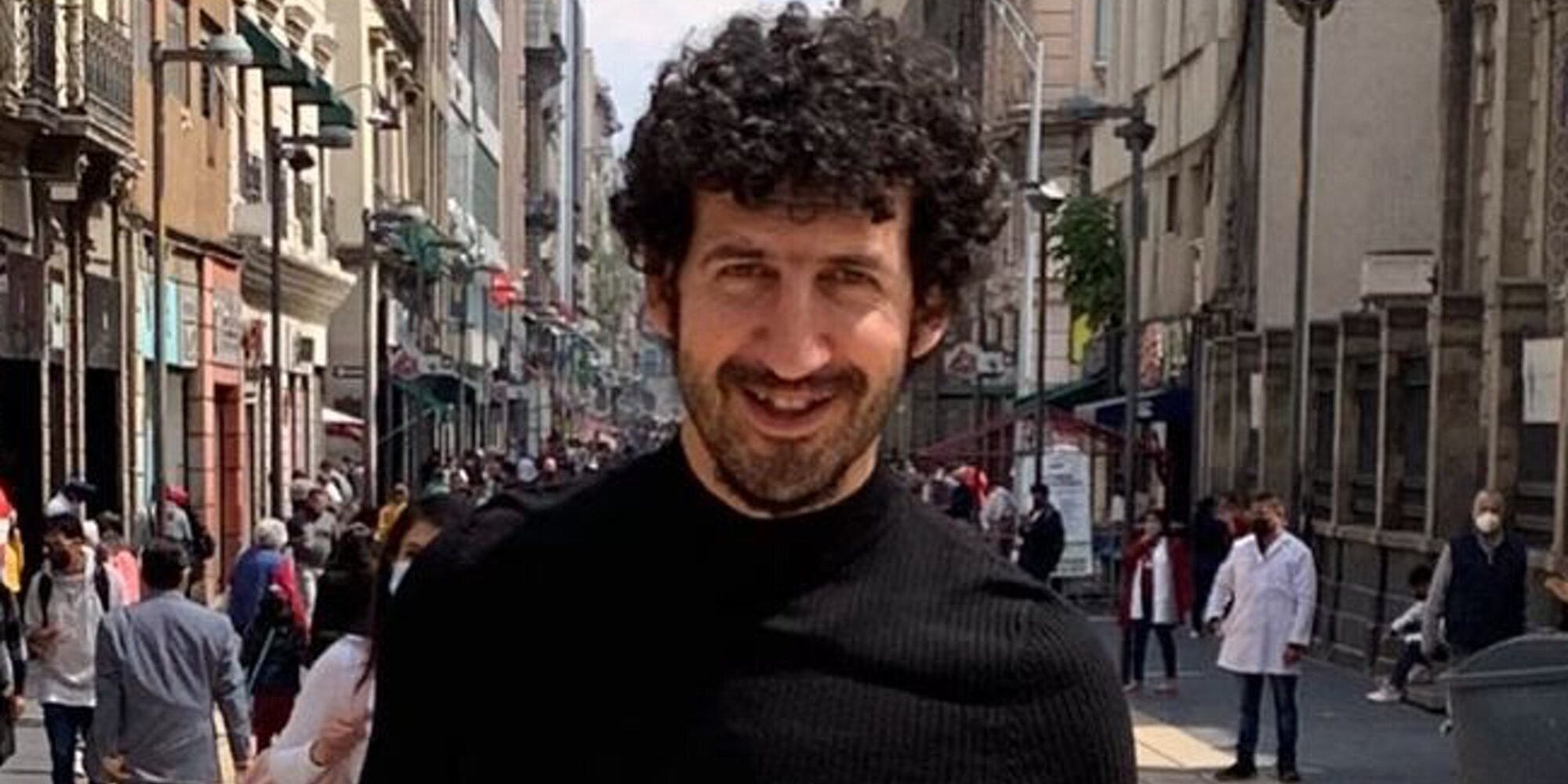 Marwán sufre un accidente en Nueva York y pide ayuda a sus fans para volver a España