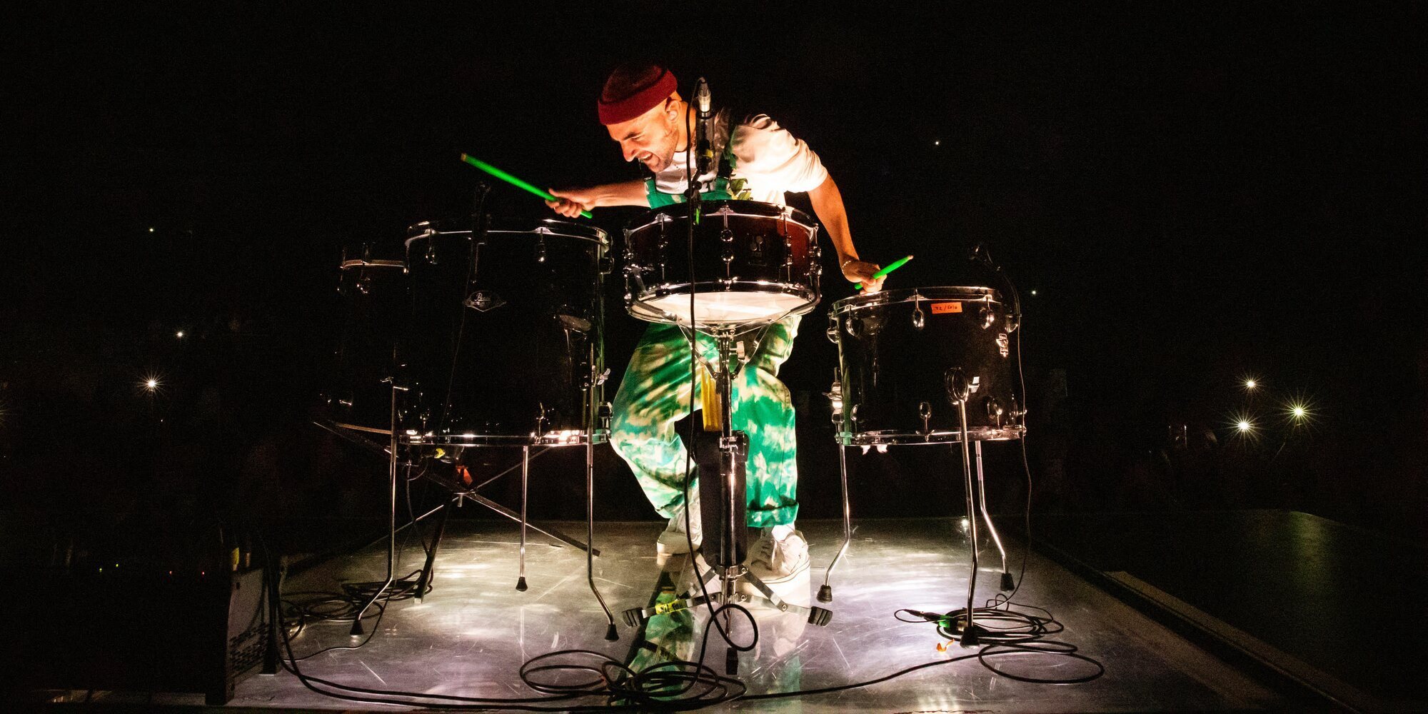 Nil Moliner se estrena en el Wizink Center por todo lo alto con su gira 'Nuestra Locura Tour'