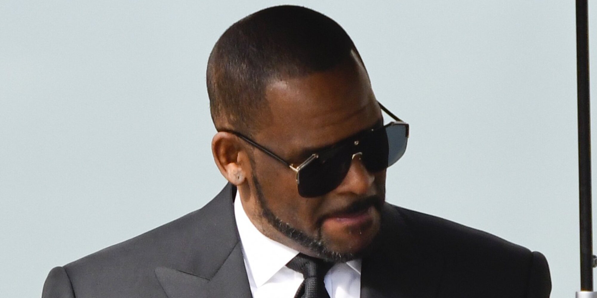 R. Kelly vuelve a ser declarado culpable de varios cargos de pornografía infantil