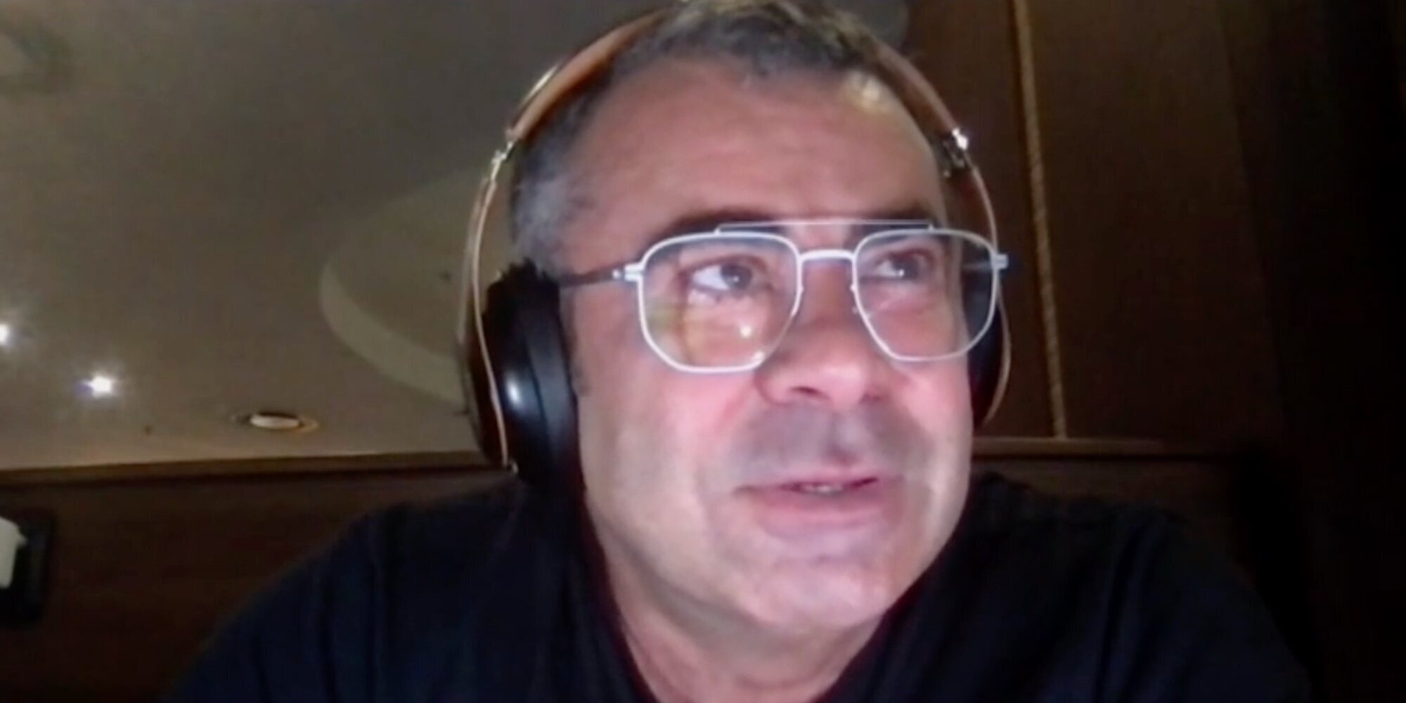 Jorge Javier Vázquez se rompe al conectar con 'Sálvame' y habla de su vuelta