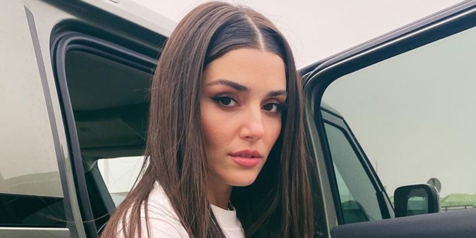 Hande Erçel se sincera: "Mi vida diaria es ordinaria y tranquila"