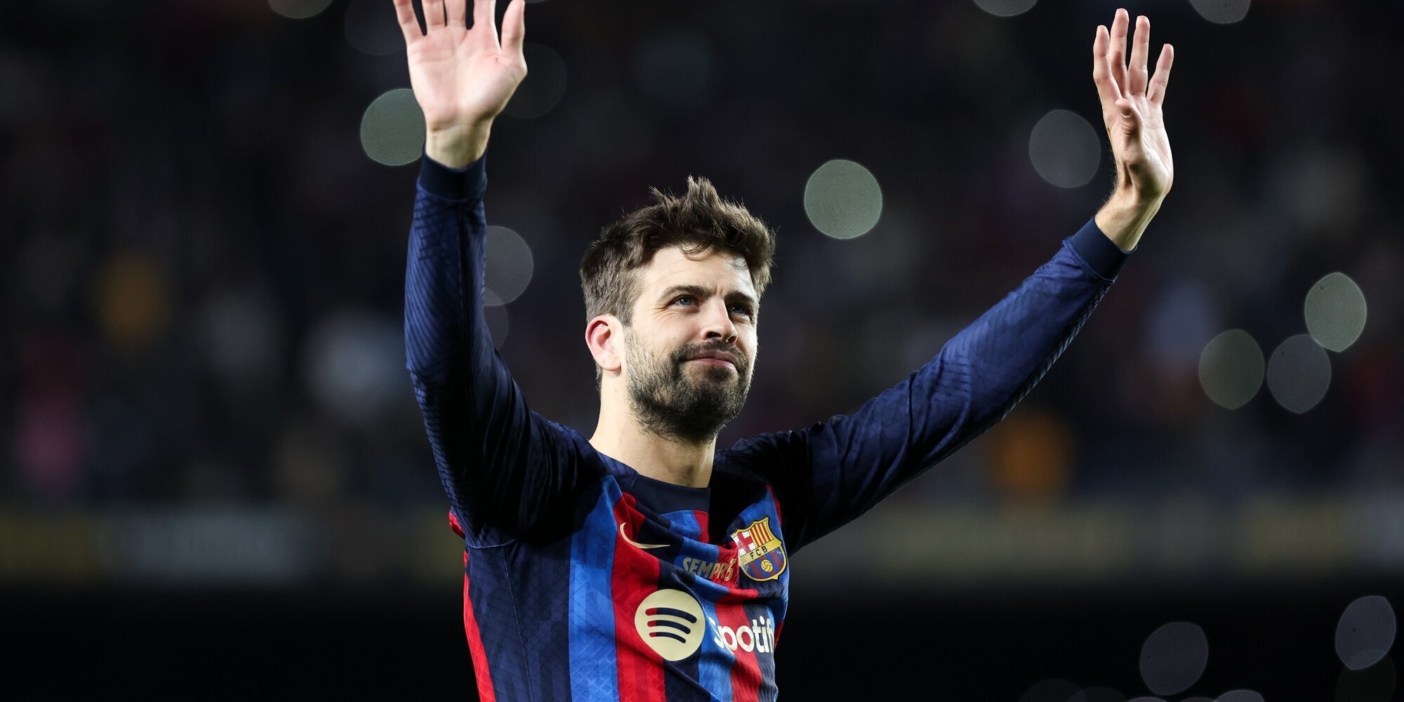 Así ha sido la emotiva despedida de Gerard Piqué arropado por sus hijos en su último partido en el Barça