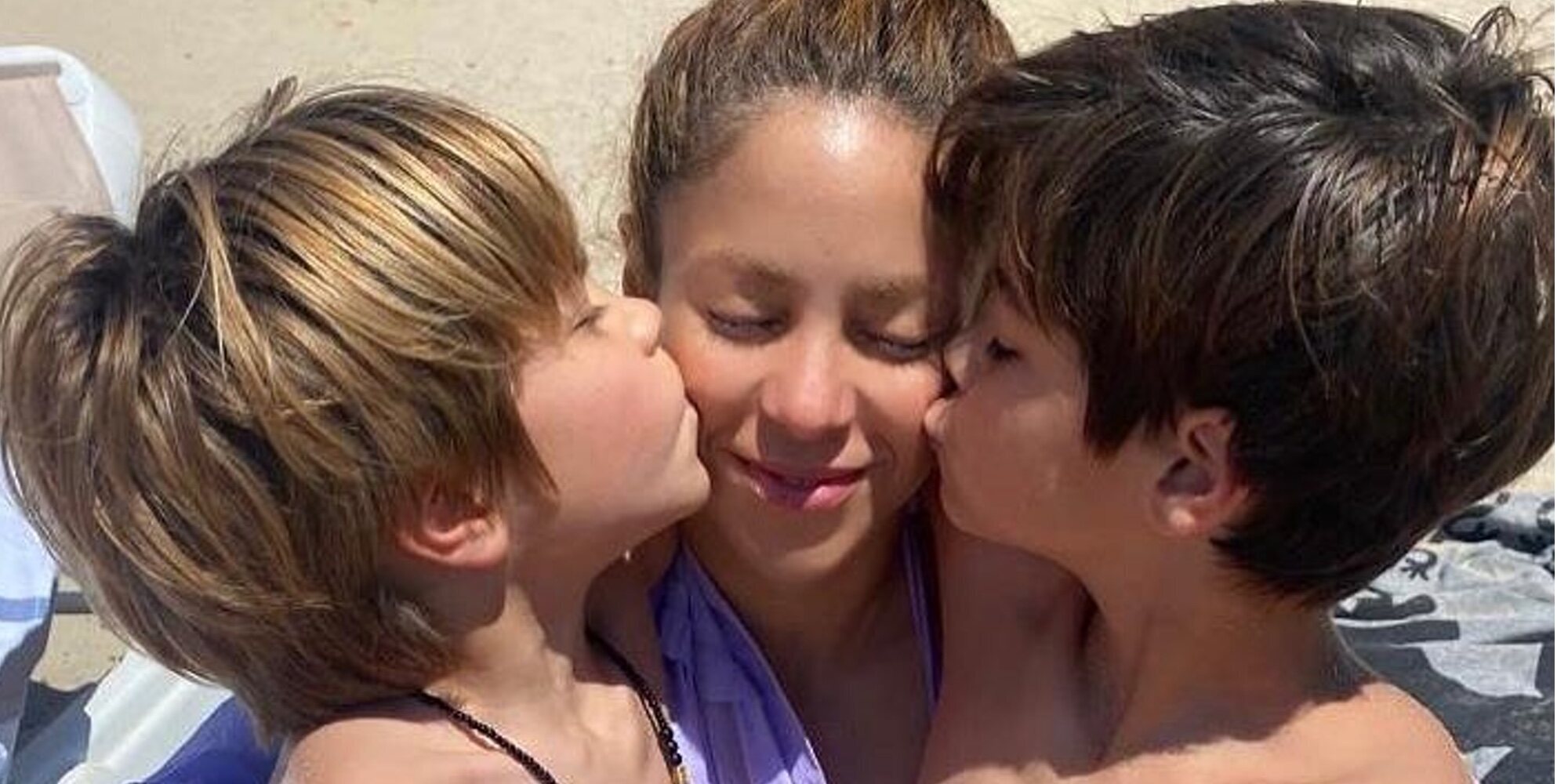 Shakira pasa la Navidad en el desierto con sus hijos para buscar "la serenidad"