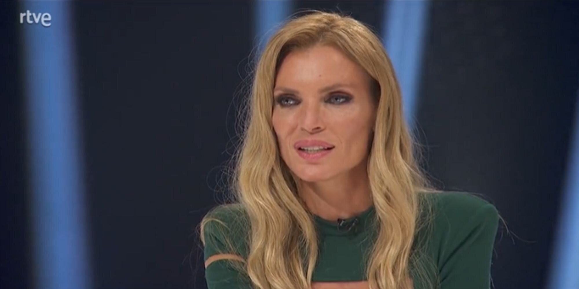 Esther Cañadas habla como nunca sobre su enfermedad: "Bastante tenía con no morirme"