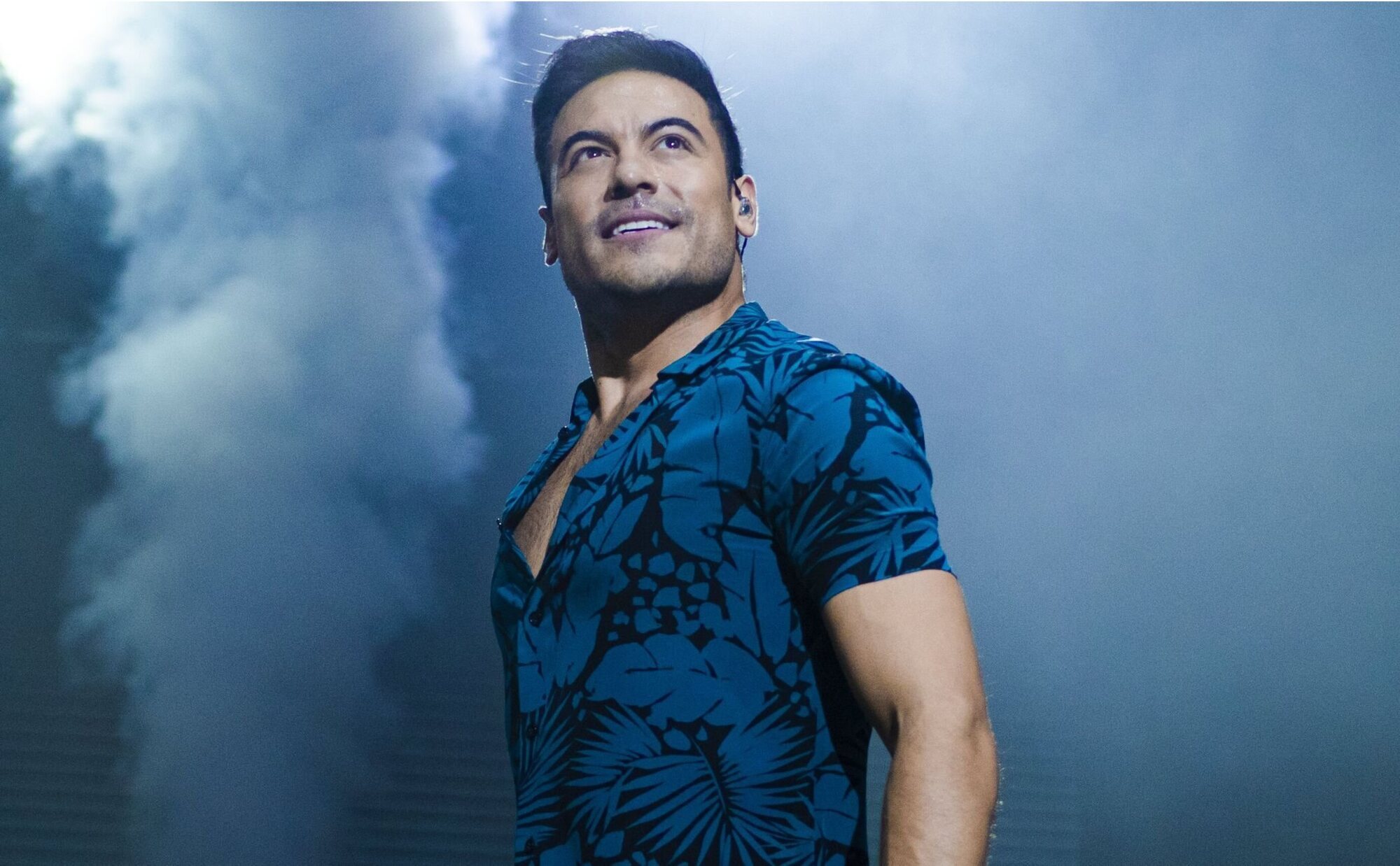 Carlos Rivera y Cynthia Rodríguez, padres de su primer hijo