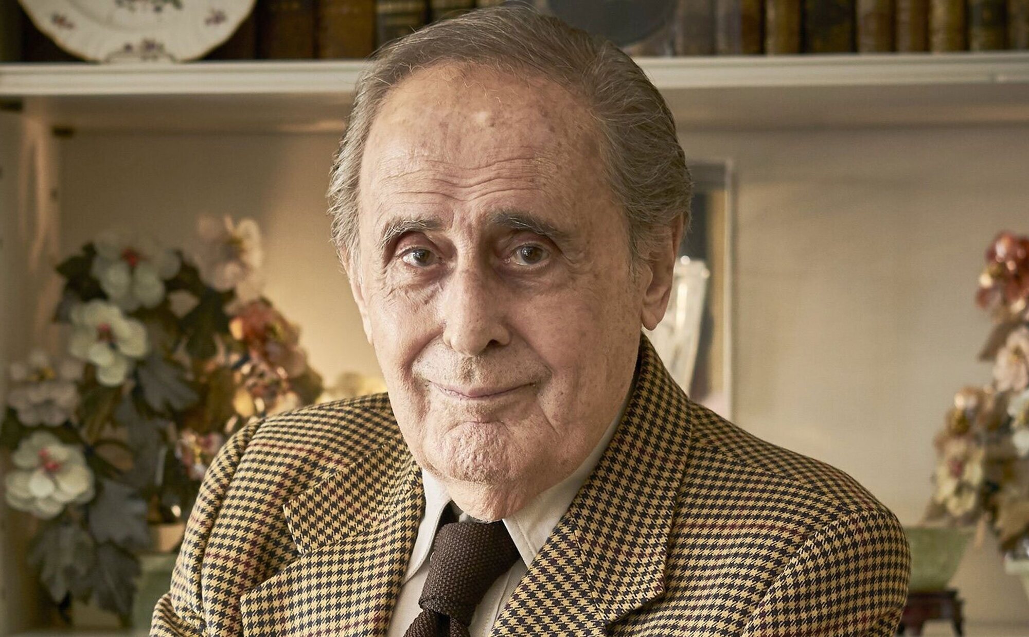 El Mundo despide a Jaime Peñafiel tras 20 años como columnista después de traspasar los límites contra la Reina Letizia