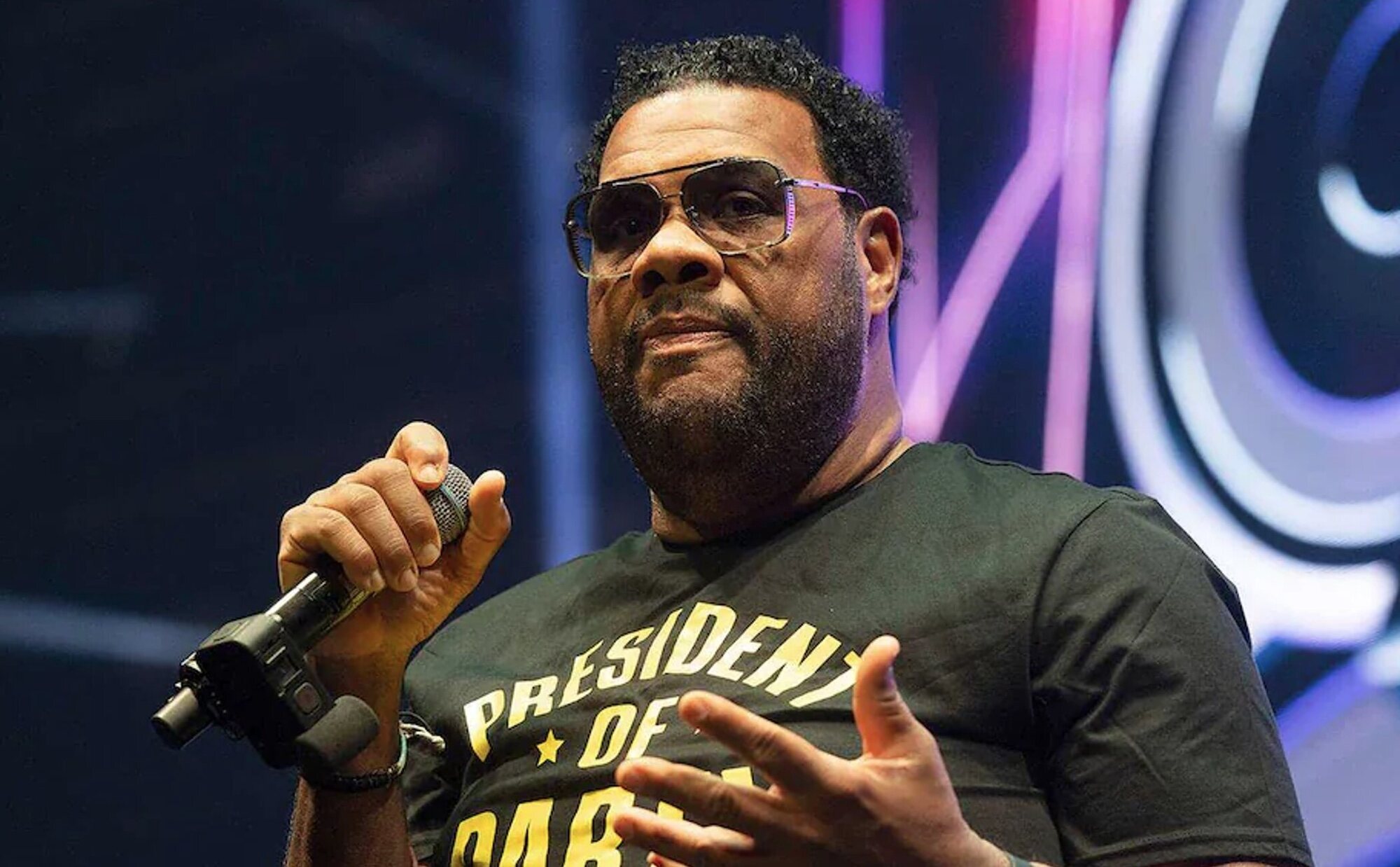 Muere el rapero Fatman Scoop al desplomarse en medio de una actuación
