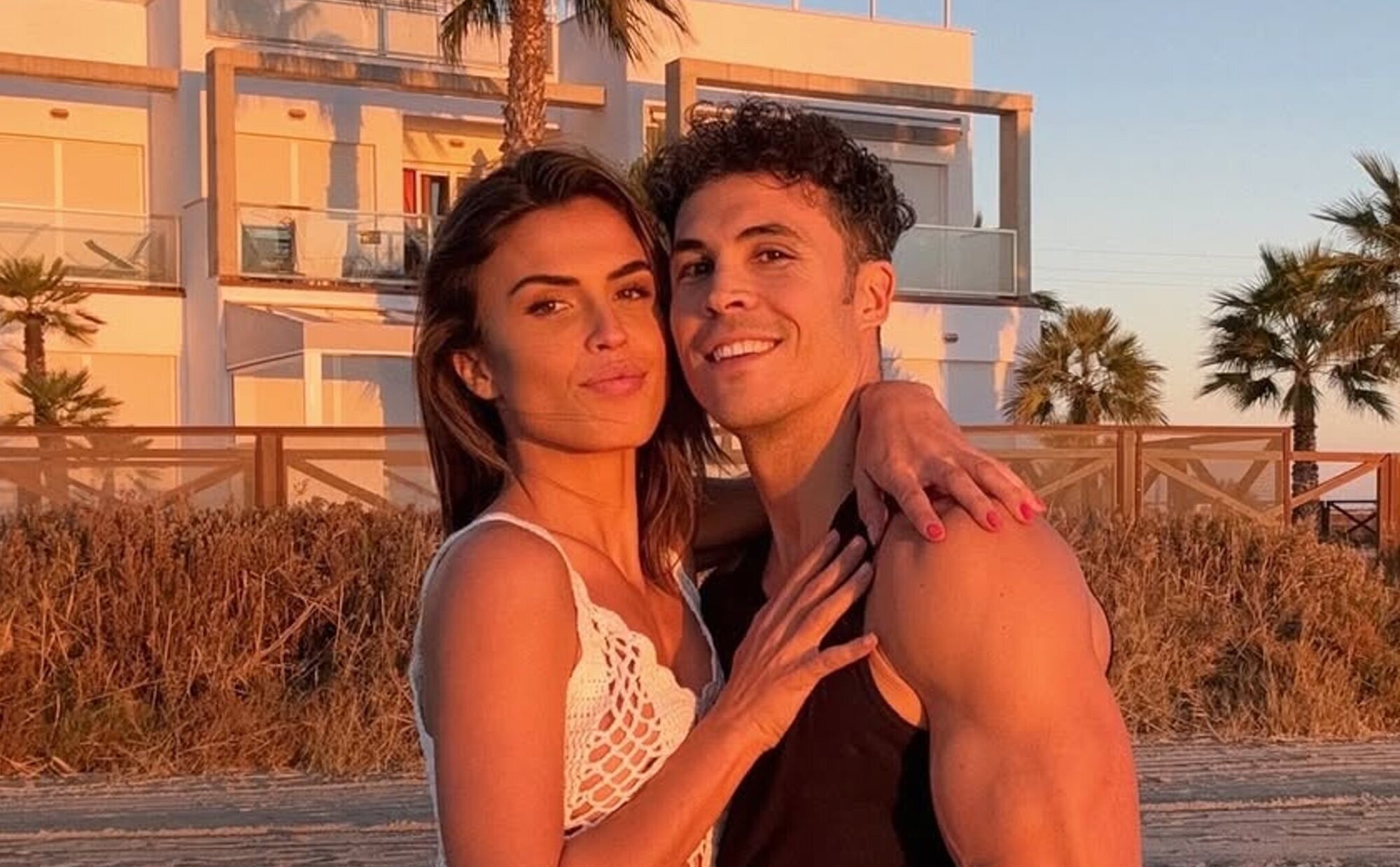 Sofía Suescun y Kiko Jiménez sufren un accidente de tráfico: "Ha sido un golpe muy seco"