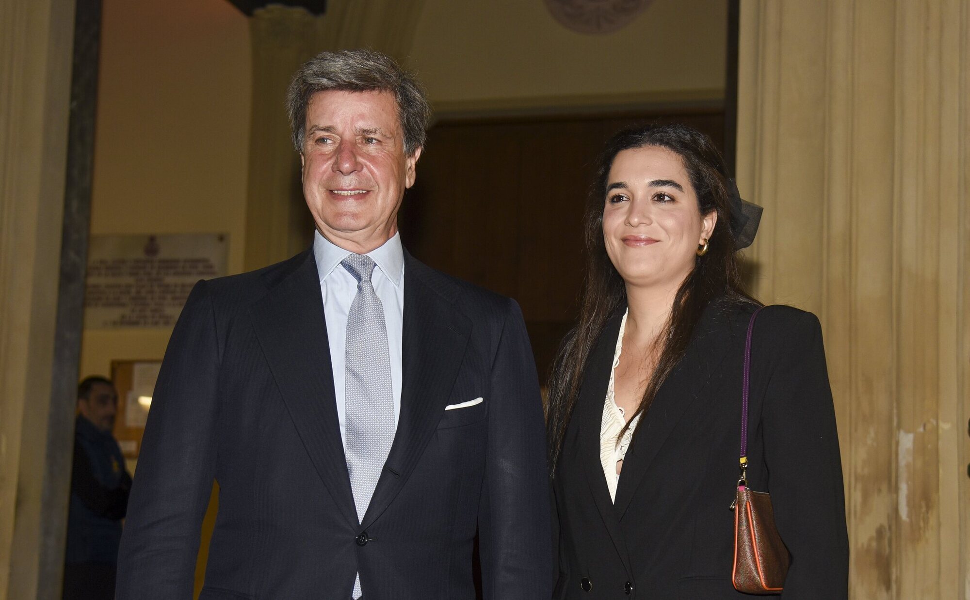 Cayetano Martínez de Irujo elige a su hija Amina como madrina de su boda con Bárbara Mirjan y excluye a Genoveva Casanova