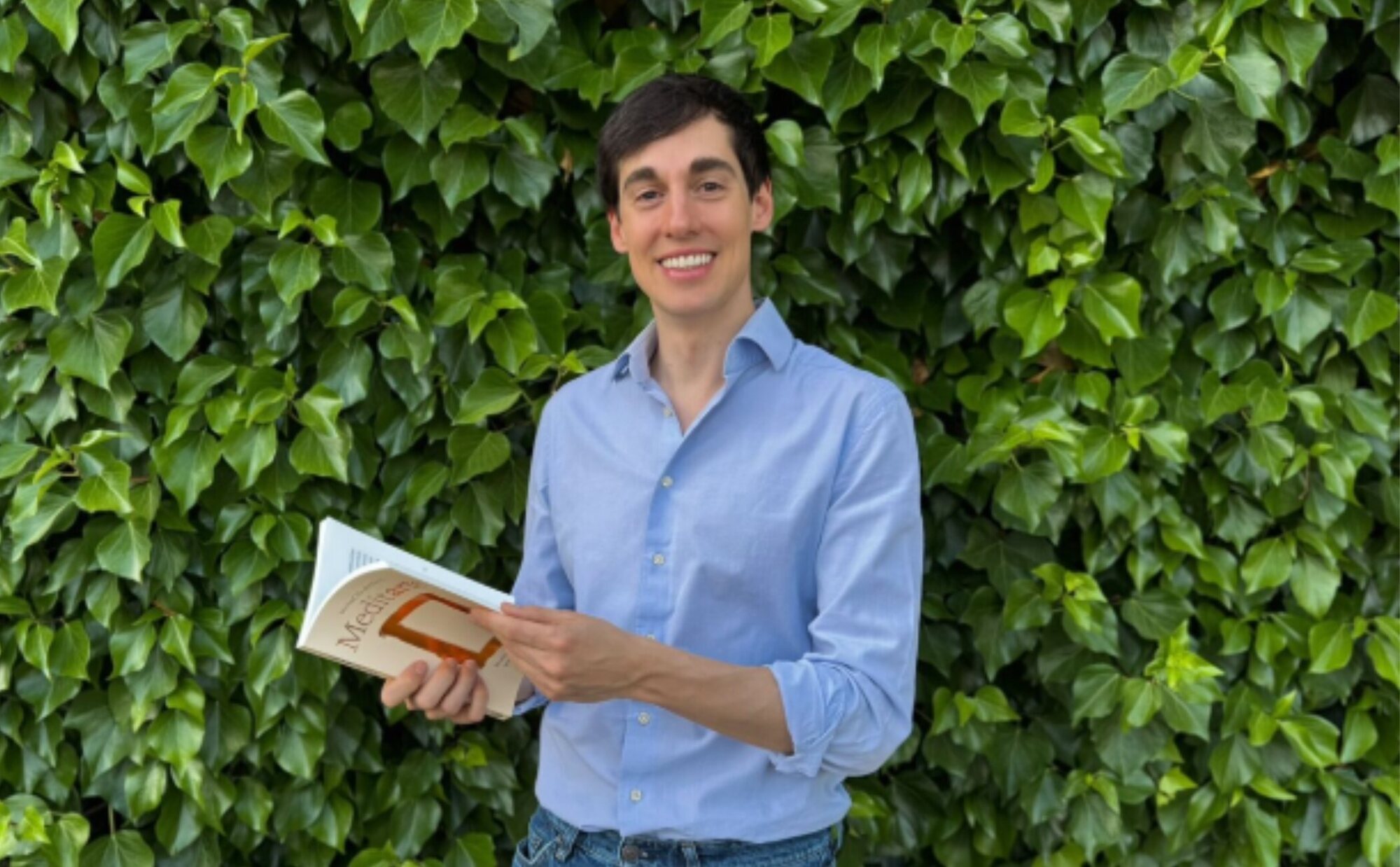 Ignacio Mateos publica su libro 'Meditarte': "Tenemos que utilizar las tecnologías nosotros y que no nos utilicen a nosotros"