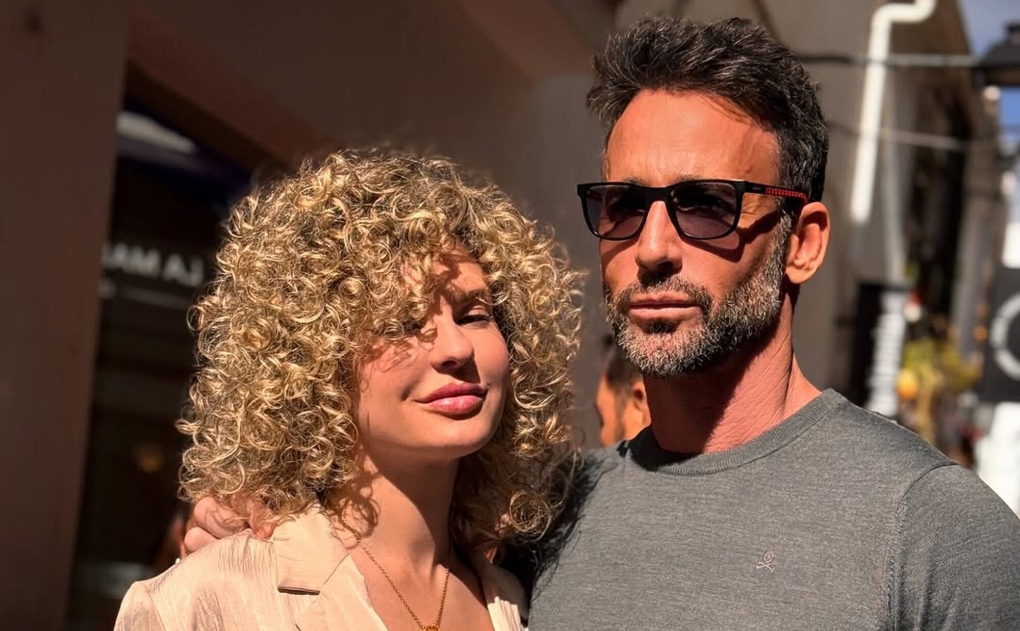 Sheila Casas pedía más intimidad, Escassi volvía "desatado": la historia detrás de su ruptura