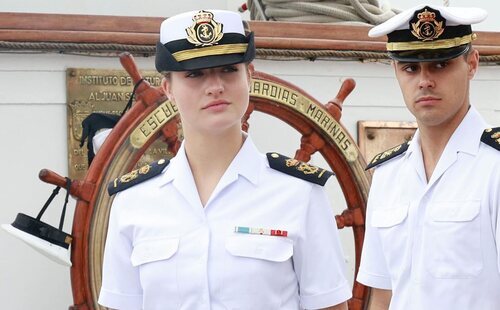 La Princesa Leonor llega a Marín y pone punto final a su travesía en el Juan Sebastián de Elcano