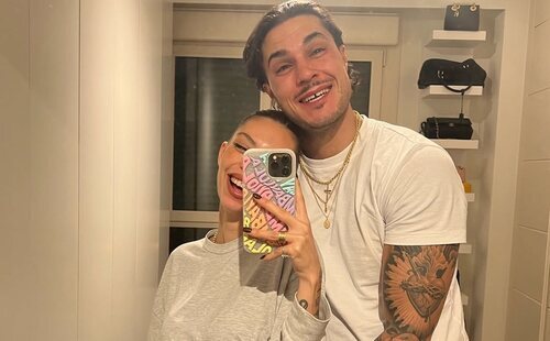 Alejandra Rubio y Carlo Costanzia, juntos en Ibiza pero sin rastro de complicidad
