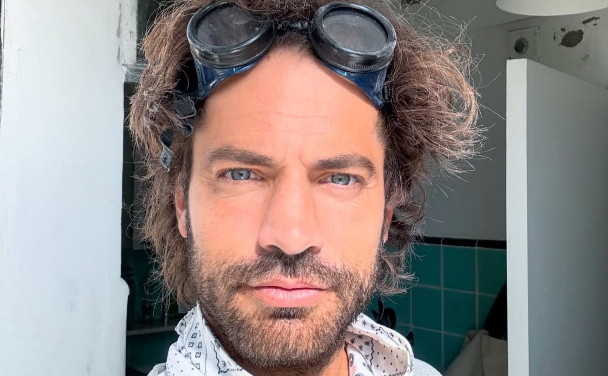 Benjamín Alfonso denuncia acoso en el rodaje de 'Valeria' y revela el impacto que tuvo en su vida personal