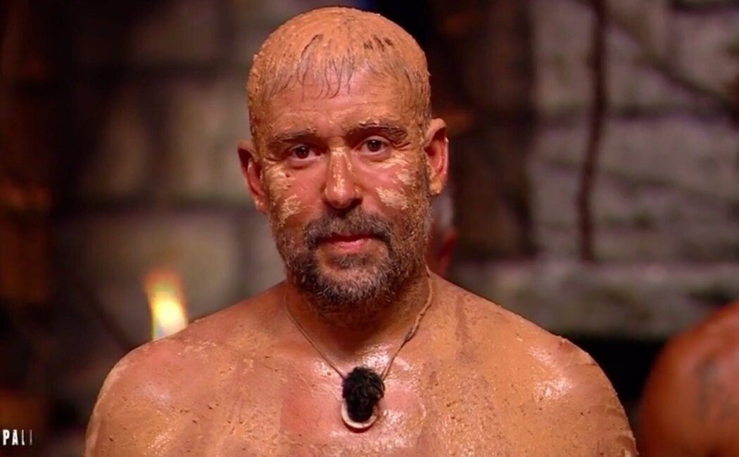 Kike Calleja, primer expulsado de 'Supervivientes All Stars 2025': su beso de la traición y el emotivo mensaje a su mujer
