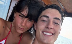 Aitana felicita a Plex con fotos de sus momentos más personales juntos
