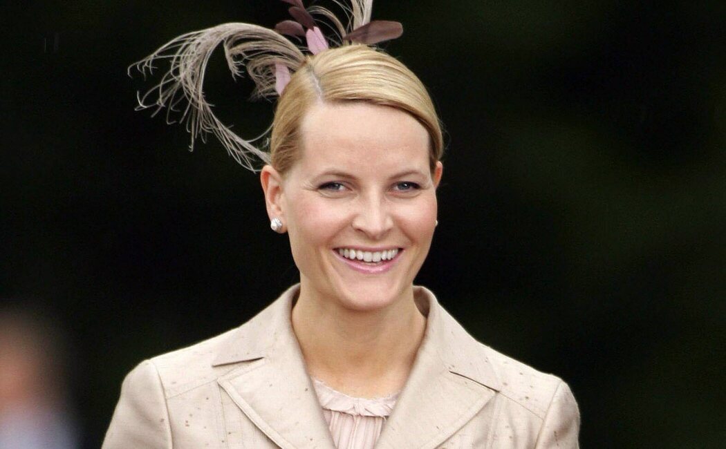 Mette-Marit de Noruega se alejará de su agenda pública para recibir rehabilitación pulmonar durante un mes