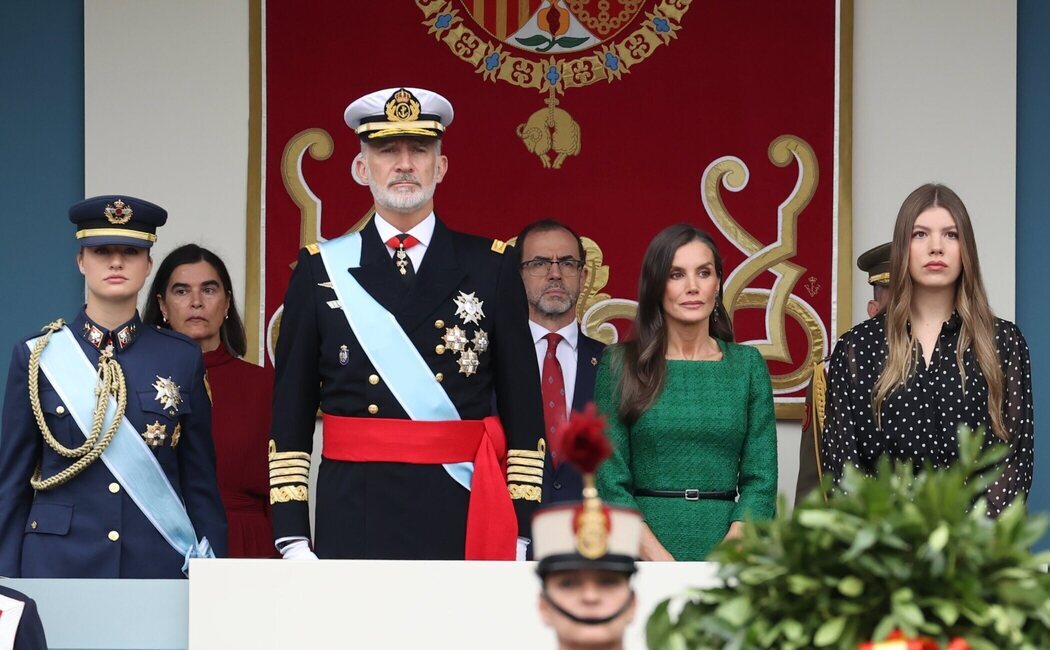 Los momentazos y curiosidades de los Reyes Felipe y Letizia, la Princesa Leonor y la Infanta Sofía en el Día de la Hispanidad 2025
