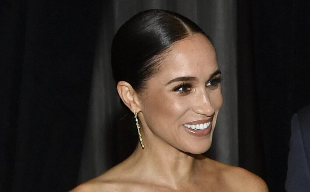 Meghan Markle se habría autoinvitado al desfile de Balenciaga en la semana de la moda de París