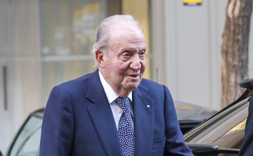 El Rey Juan Carlos I concede una entrevista previa al lanzamiento de sus memorias: "Necesitaré comprar un escudo"