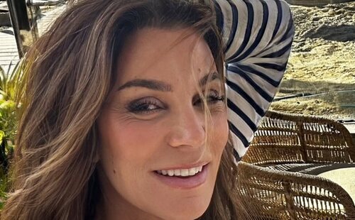 Mar Flores zanja los rumores de distanciamiento con su hijo Carlo Costanzia con una emotiva felicitación: "Estoy orgullosa de ti"