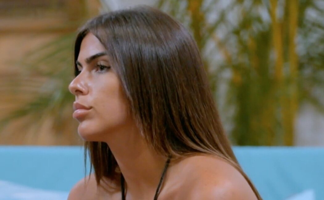 Mayeli descubre que Érika vuelve a ser una de las tentadoras de 'Villa Montaña' en 'LIDLT 9'