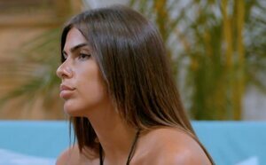 Mayeli descubre que Érika vuelve a ser una de las tentadoras de 'Villa Montaña' en 'LIDLT 9'