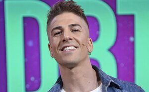 Labrador confiesa en 'La casa de los gemelos 2' los tejemanejes que ha presenciado en televisión