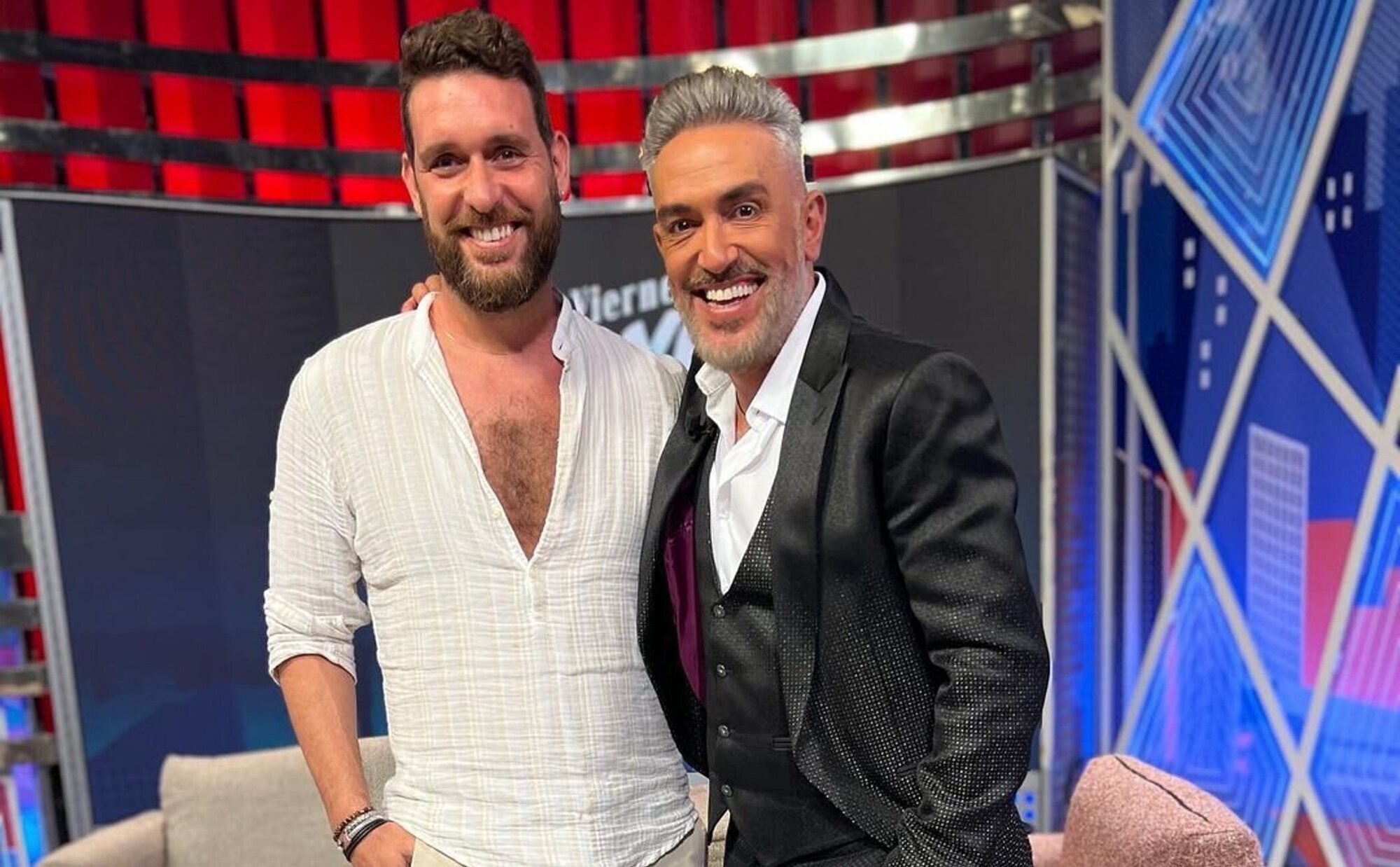 Kiko Hernández se desvanece después de las primeras 24 horas de huelga de hambre: "Le están haciendo pruebas"