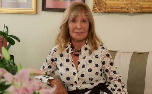 El Rey Juan Carlos pidió excluir a la Infanta Elena de la sucesión: "No está en condiciones de reinar"