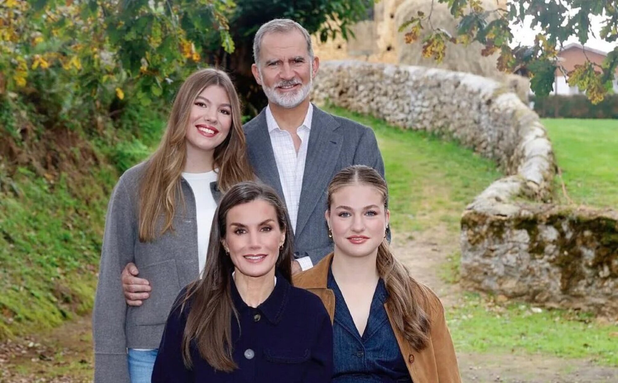 La inesperada visita de los Reyes Felipe y Letizia, Leonor y Sofía al musical 'RENT': emoción, participación y un teatro paralizado