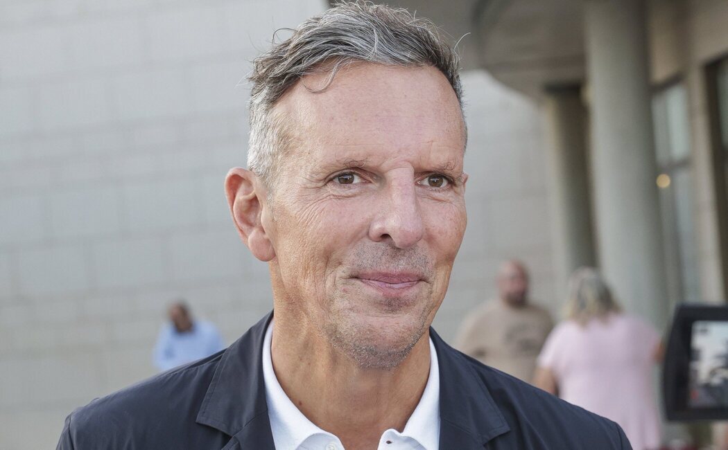 Joaquín Prat anuncia que será padre junto a Alexia Pla y comparte su emoción