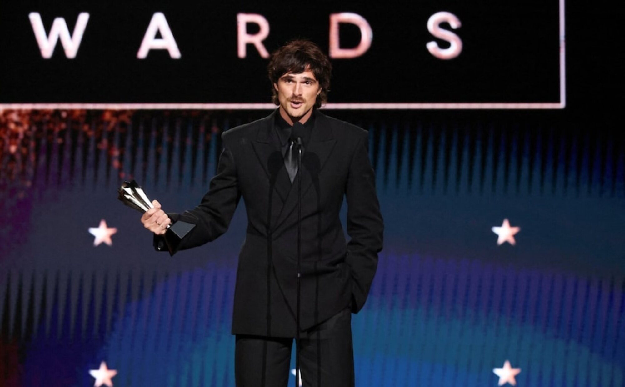 Los Critics Choice Awards 2026 coronan a sus triunfadores en una gala de emoción, moda arriesgada y momentos virales