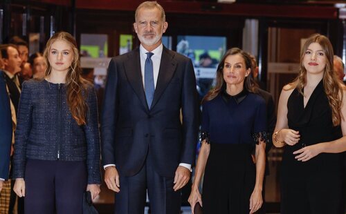 Los Reyes trasladan su pésame a las familias de los fallecidos en el accidente de tren de Adamuz mientras cumplen compromisos en Atenas