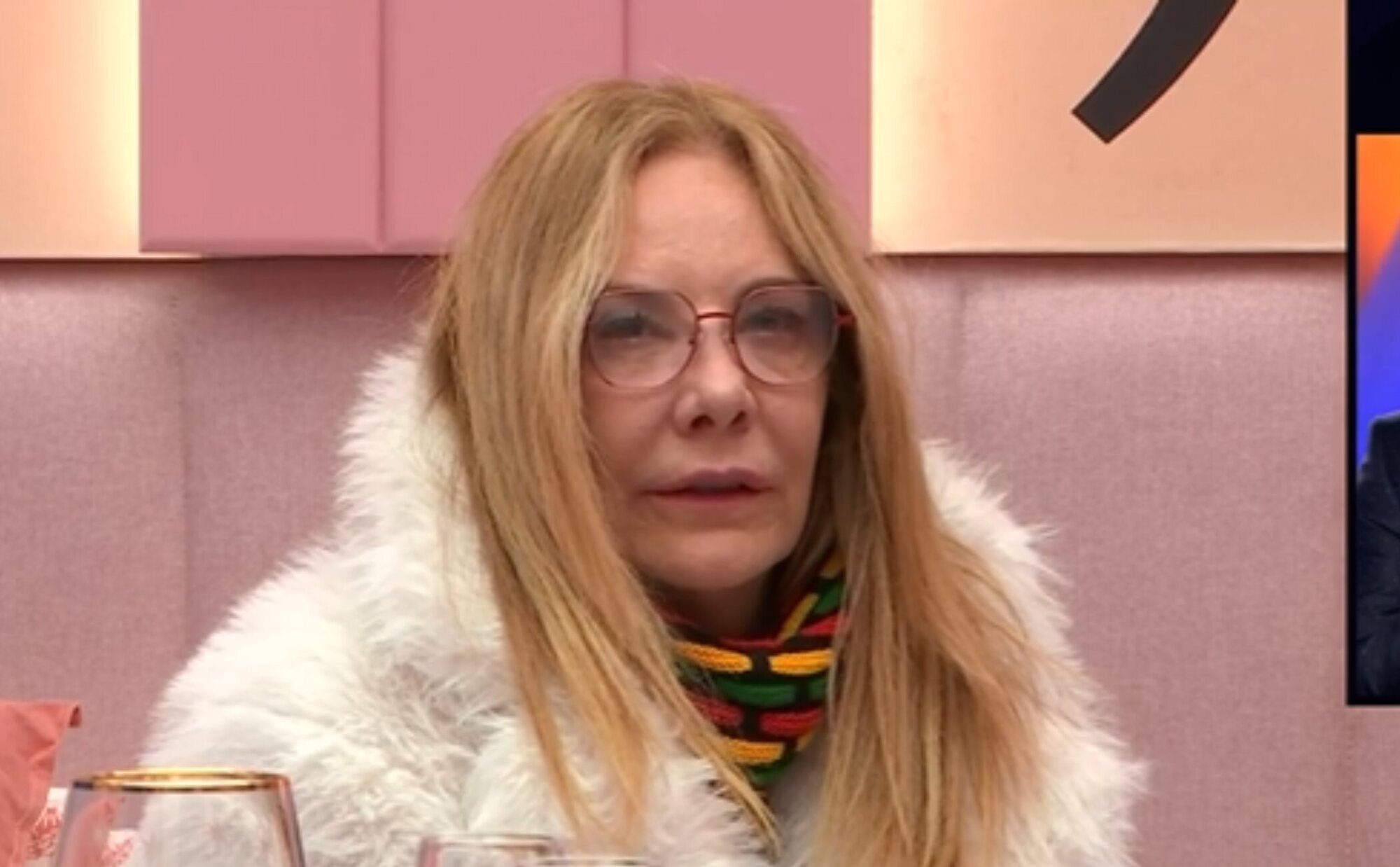 Belén Ro se rompe al servir la cena a Carlos Lozano y Cristina Piaget en 'GH DÚO 4': "No tienes ningún detalle conmigo"