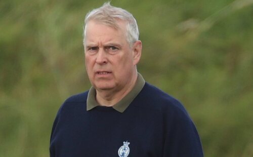 Andrés Mountbatten‑Windsor deja Royal Lodge y se traslada a Sandringham en plena presión por los nuevos documentos del caso Epstein