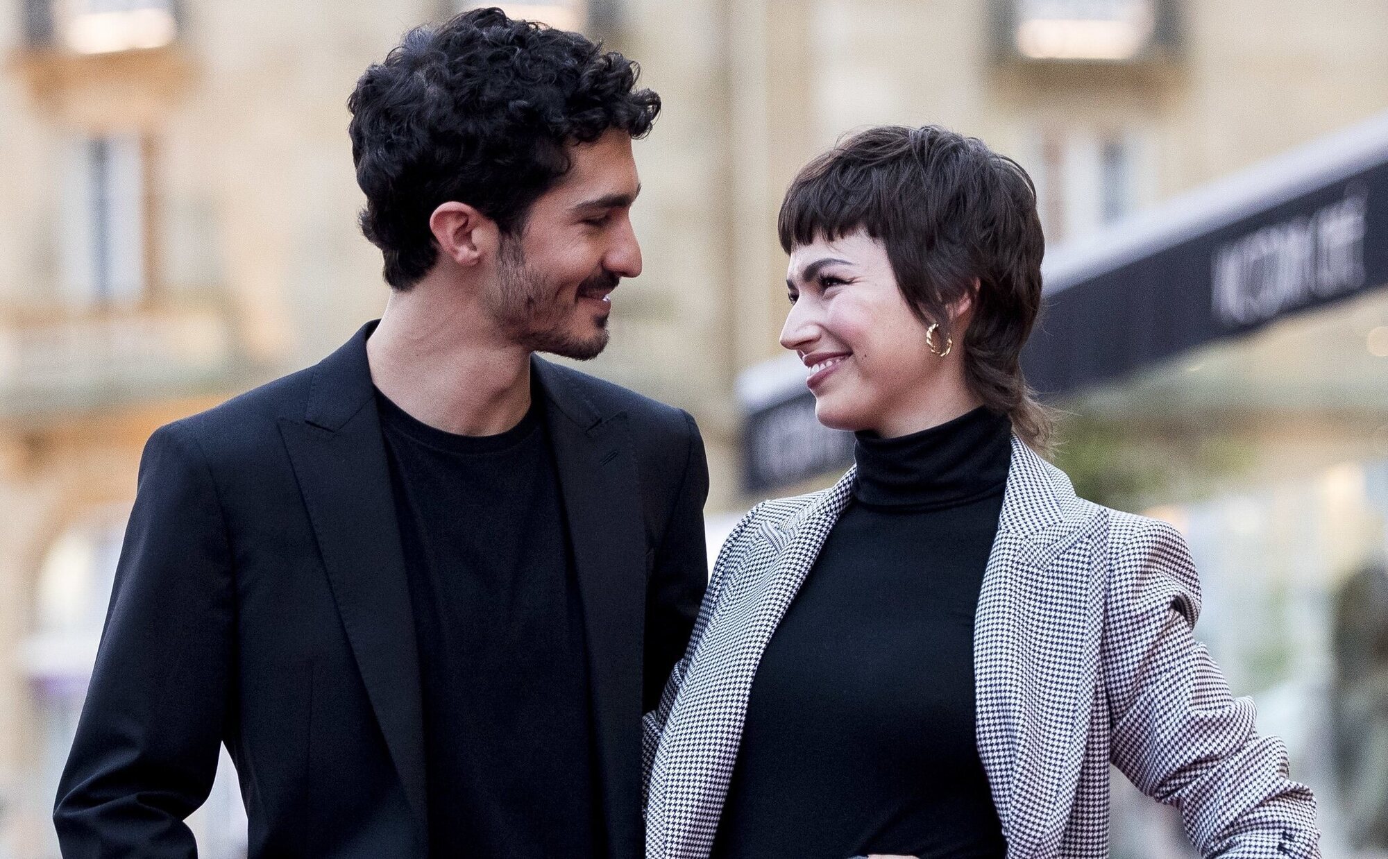 Úrsula Corberó y Chino Darín se convierten en padres de su primer hijo